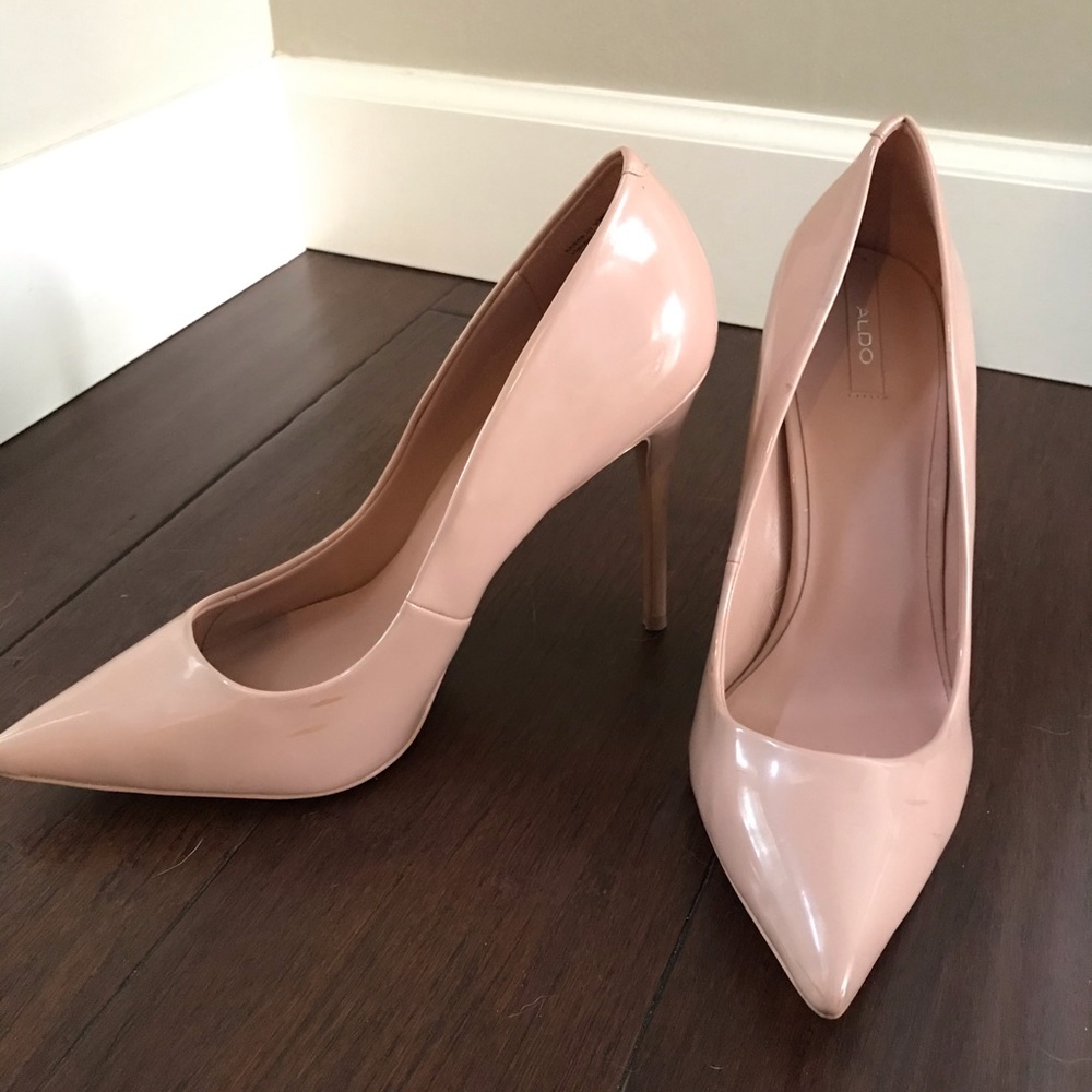 Classy pumps